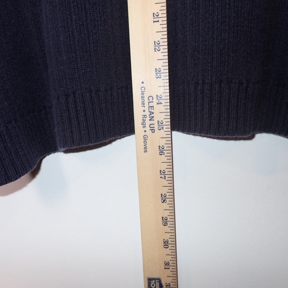 J. Crew 100% Cotton Navy and White Stripe Knit Heavyweight V Neck Sweater Sz XL - Picture 9 of 9